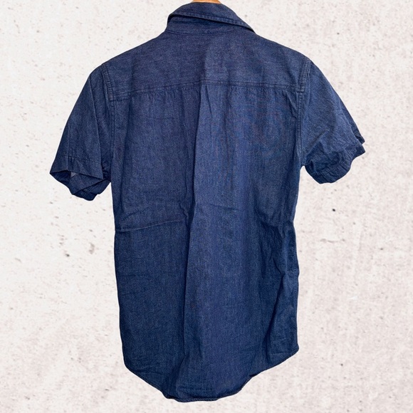 GAP Blue Button Down Shirt with Colorblock Design - Picture 2 of 4